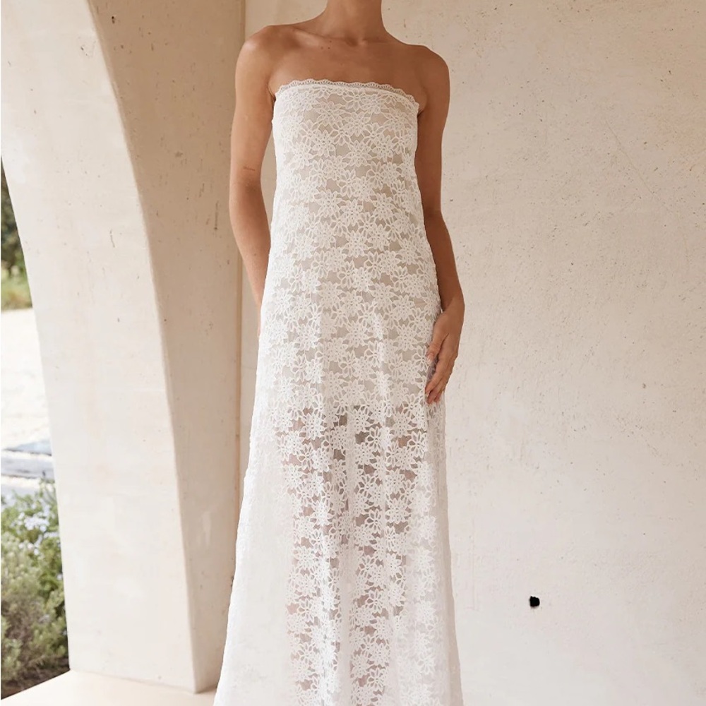RUNAWAY THE LABEL KINERA MAXI DRESS